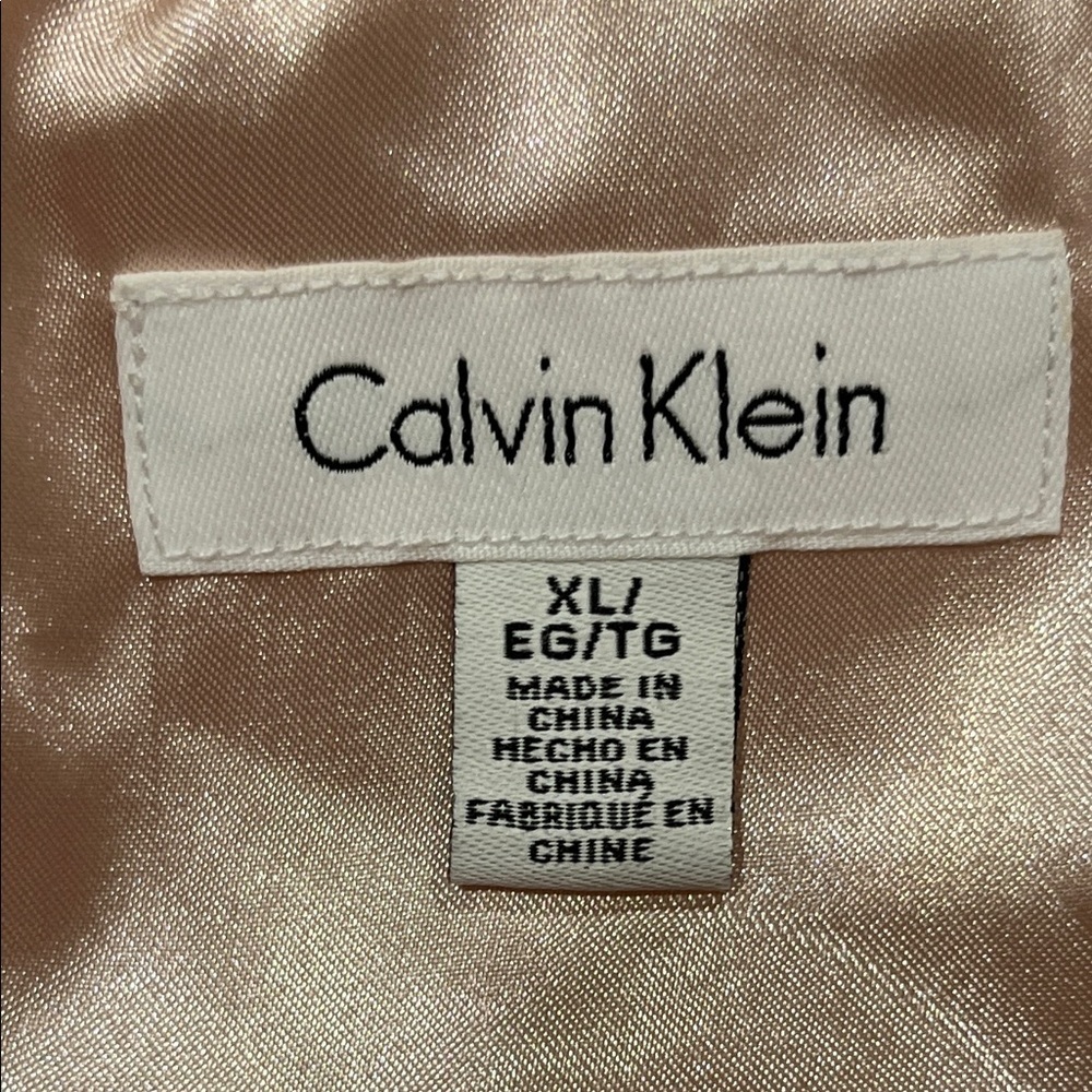 Calvin Klein FAUX FUR, BLUSH PINK WOMENS VEST, SIZE XL. - Picture 3 of 9